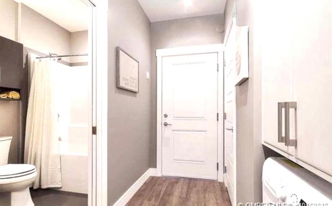 Apartament Modern&cozy Courtyard View Kelowna Zewnętrze zdjęcie