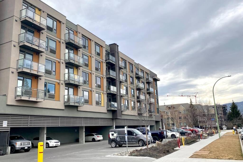 Apartament Modern&cozy Courtyard View Kelowna Zewnętrze zdjęcie